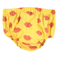 <b>piupiuchick</b></br>24ss baby bloomers<br>yellow w/ red lips<img class='new_mark_img2' src='https://img.shop-pro.jp/img/new/icons1.gif' style='border:none;display:inline;margin:0px;padding:0px;width:auto;' />