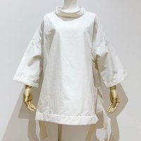<b>HAVERSACK</b><br>24ss Supima C/N Weather cloth pullover<br>01 Off white