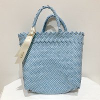 <b>ichi</b><br>24ss Plastic Tote (XS)<br>D. BLUE<img class='new_mark_img2' src='https://img.shop-pro.jp/img/new/icons1.gif' style='border:none;display:inline;margin:0px;padding:0px;width:auto;' />