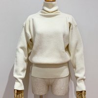 <b>HAVERSACK</b><br>24aw 10G Full turtle-necked sweater<br>01/white<img class='new_mark_img2' src='https://img.shop-pro.jp/img/new/icons1.gif' style='border:none;display:inline;margin:0px;padding:0px;width:auto;' />