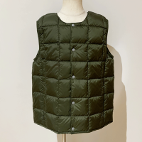 <b>TAION</b></br>24aw TAION-K004<br>D.OLIVE<img class='new_mark_img2' src='https://img.shop-pro.jp/img/new/icons1.gif' style='border:none;display:inline;margin:0px;padding:0px;width:auto;' />