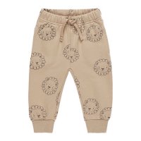 <b>QUINCY MAE</b><br>24aw RELAXED FLEECE SWEATPANT || LIONS<br>LATTE<img class='new_mark_img2' src='https://img.shop-pro.jp/img/new/icons1.gif' style='border:none;display:inline;margin:0px;padding:0px;width:auto;' />