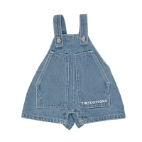 <b>2ȯͽ<br>tinycottons</b></br>25ss BABY GRAPHIC DENIM DUNGAREE<br>light blue denim<img class='new_mark_img2' src='https://img.shop-pro.jp/img/new/icons1.gif' style='border:none;display:inline;margin:0px;padding:0px;width:auto;' />