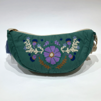 <b>LOUISE MISHA</b></br>25ss Waist Bag Pastek<br>Tuscan Green<img class='new_mark_img2' src='https://img.shop-pro.jp/img/new/icons1.gif' style='border:none;display:inline;margin:0px;padding:0px;width:auto;' />
