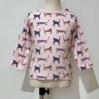 <b>Pigeon</b><br>25aw T-shirt / all over print<br>cats-pink<img class='new_mark_img2' src='https://img.shop-pro.jp/img/new/icons1.gif' style='border:none;display:inline;margin:0px;padding:0px;width:auto;' />