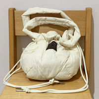 <b>TAION</b></br>25aw TAION-TT02ALSML-1-S<br>OFF WHITE/C014<img class='new_mark_img2' src='https://img.shop-pro.jp/img/new/icons1.gif' style='border:none;display:inline;margin:0px;padding:0px;width:auto;' />