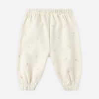<b>QUINCY MAE</b></br>25aw OVERSIZED SWEATPANTS || SHOOTING
STARS<br>IVORY<img class='new_mark_img2' src='https://img.shop-pro.jp/img/new/icons1.gif' style='border:none;display:inline;margin:0px;padding:0px;width:auto;' />