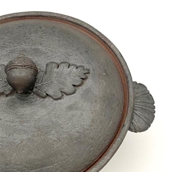 石渡 磨美 6号土鍋 どんぐり仕様／黒錆 - shirushi（しるし） - うつわ