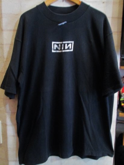 Nine Inch Nails (ナイン・インチ・ネイルズ) Tシャツ - 高円寺 古着屋 ...