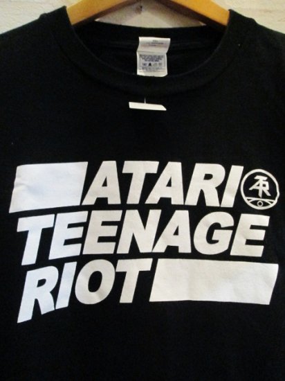 ATARI TEENAGE RIOT (アタリ・ティーンエイジ・ライオット) Tシャツ