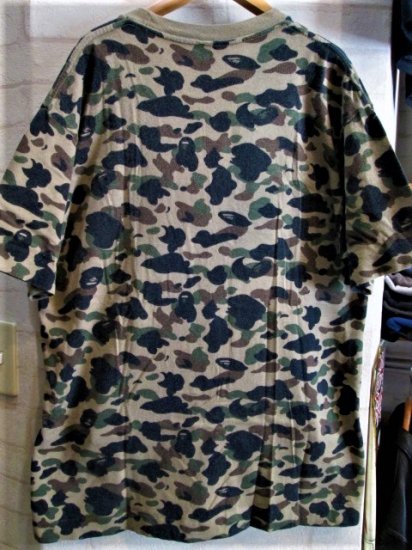 A BATHING APE (ア ベイシング エイプ) サル迷彩 総柄 Tシャツ