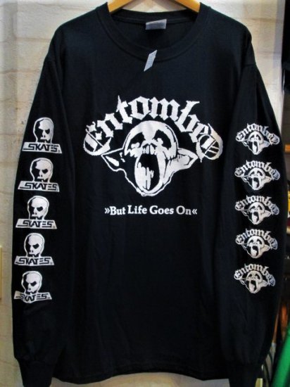 SKULL SKATES (スカルスケーツ) ENTOMBED コラボ ロングスリーブTシャツ