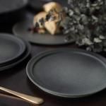 mushimegane books. rim plate Sblack 17.5cm