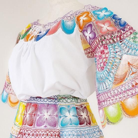 パラグアイの刺繍 ニャンドゥティ・ドレス