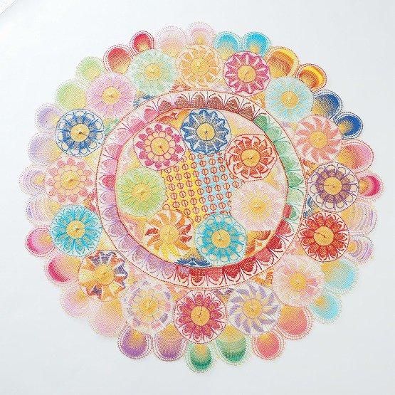 パラグアイ伝説織　ニャンドゥティ織物　ドイリー　オーバル　卵形 パラグアイの刺繍 ニャンドゥティ ドイリー
