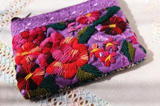 刺繍ポーチ 紫