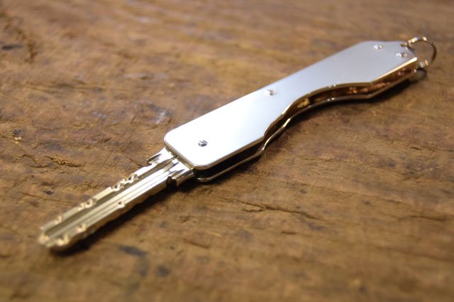 シルバー製ナイフ形キー