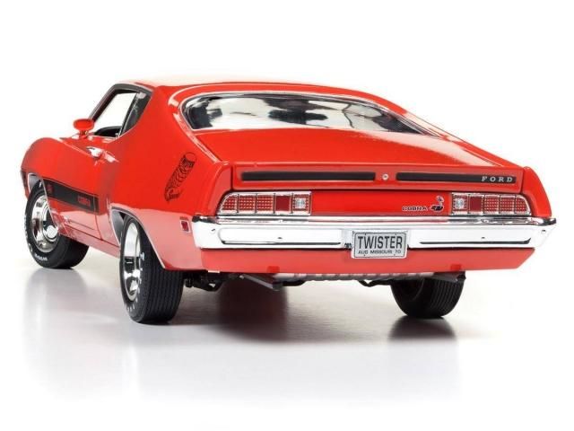 オートワールド 1/18 1970 フォード トリノ コブラ AUTO WORLD AMM1189 1:18 Scale 1970 Ford Torino Cobra Diecast
