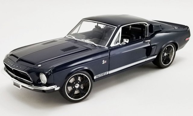 ACME 1/18 1968 シェルビー GT500KR 