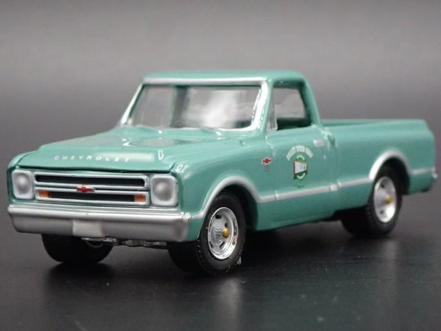 グリーンライト HOBBY EXCLUSIVE 1/64 1967 シボレー C10 