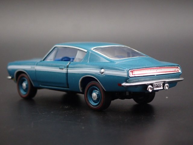 M2マシーン AUTO-THENTICS 1/64 1969 プリムス バラクーダ 340 アメ車