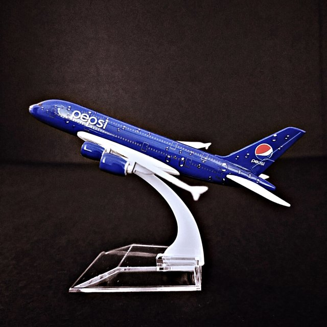 AIRCRAFT MODEL 1/400 ダイキャスト 『エアバス A380 PEPSI ペプシ