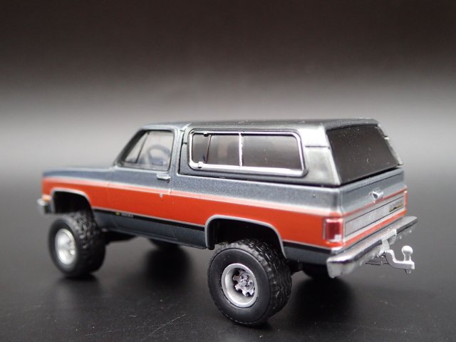 グリーンライト ALL-TERRAIN 1/64 1990 シボレー K5 ブレイザー LIFTED