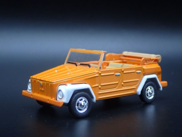 グリーンライト HITCH & TOW 1/64 1973 VW/フォルクスワーゲン タイプ