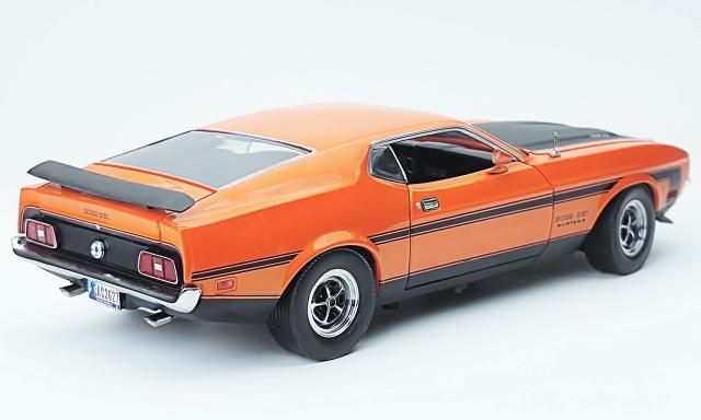SUNSTAR サンスター 1/18 1971 フォード マスタング BOSS 351