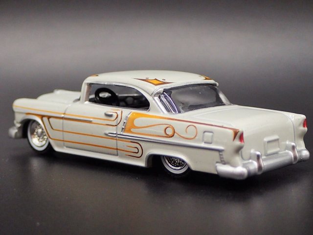 グリーンライト CALIFORNIA LOWRIDERS 1/64 1955 シボレー ベルエア