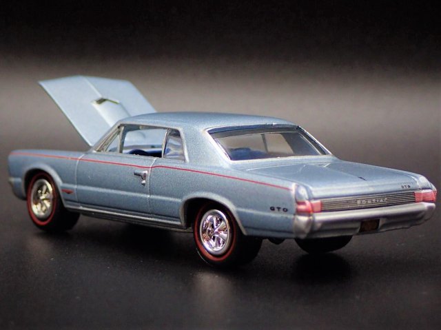 ジョニーライトニング MUSCLE CARS U.S.A. 1/64 1965 ポンティアック