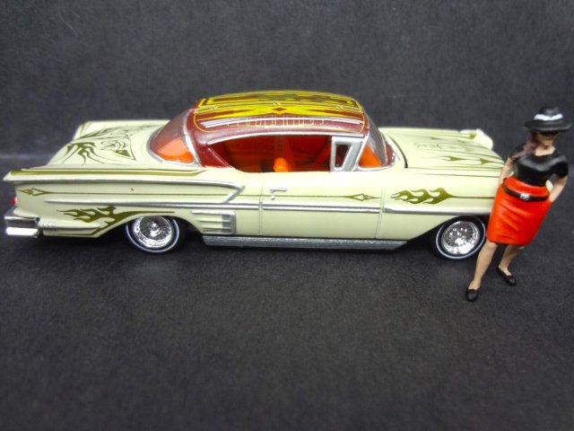 レーシングチャンピオン Mijo 1/64 1958 シボレー インパラ with フィギュア Lowriders ノーブルホビーズ　 アメ車ミニカー＆US雑貨の通販ショップ