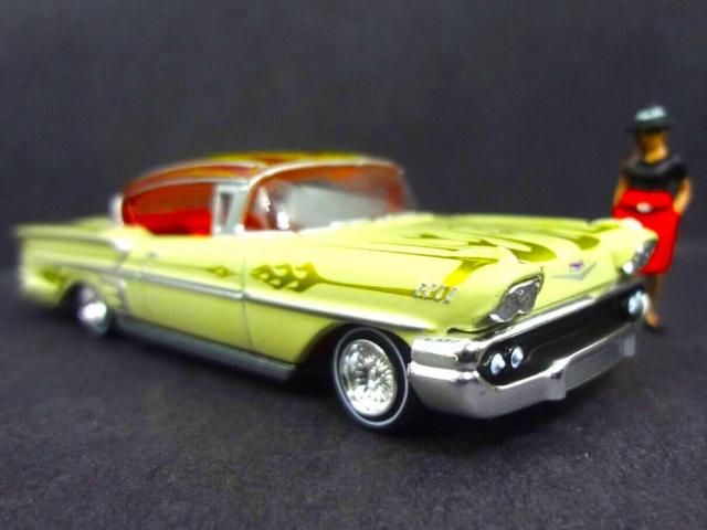 レーシングチャンピオン Mijo 1/64 1958 シボレー インパラ with