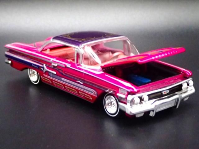 レーシングチャンピオン Mijo 1/64 1960 シボレー インパラ with