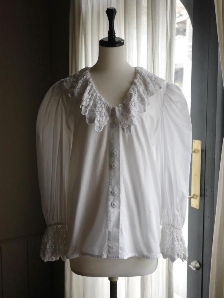 Vintage Cutwork Lace Shirt - La boutique Uncinq