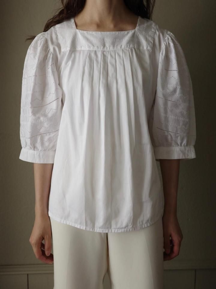 Clothing - La boutique Uncinq