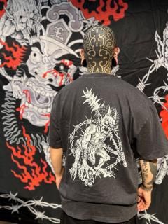 ONI GRAPHIC TEE