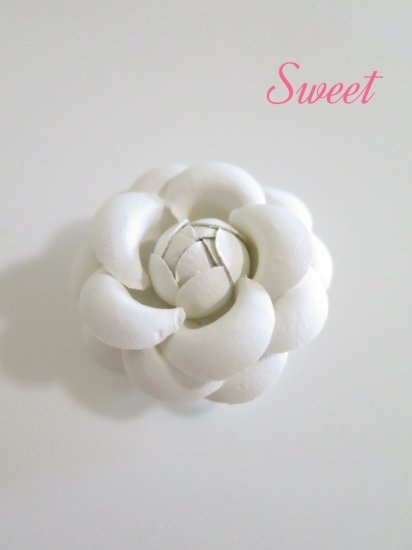 資材】レザーカメリア(ホワイト) 花径約30mm - セレクトSHOP Sweet