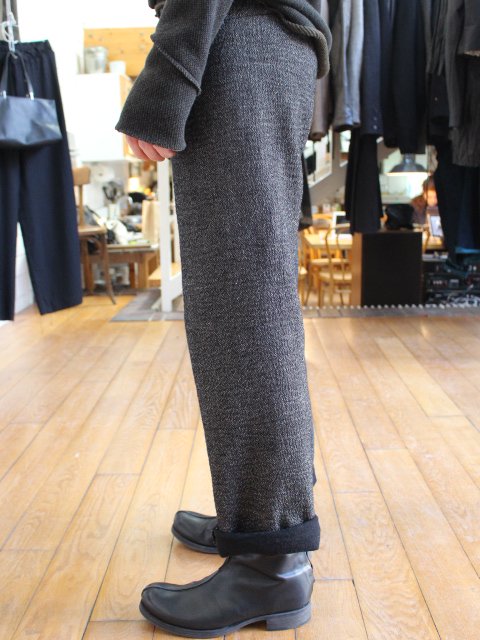 エムエークロス round pocket tight pant-