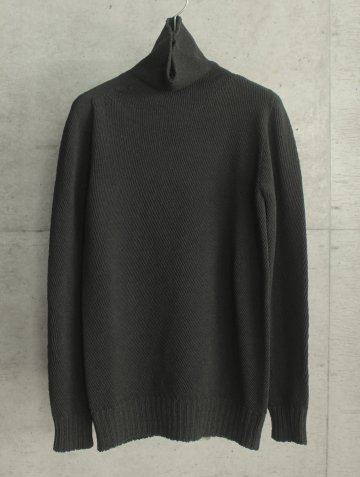 SEAMLESS LONG SLEEVES HIGH NECK SWEATER