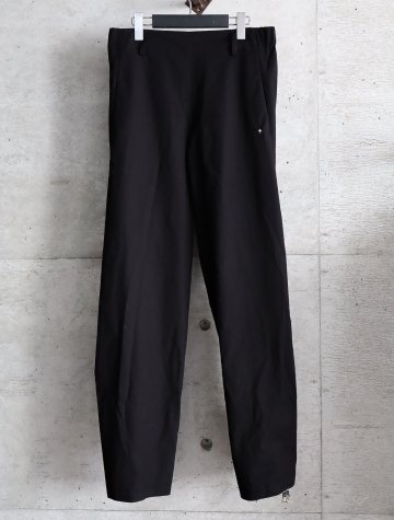 <img class='new_mark_img1' src='https://img.shop-pro.jp/img/new/icons8.gif' style='border:none;display:inline;margin:0px;padding:0px;width:auto;' />elastic waist 2 pocket loose pants