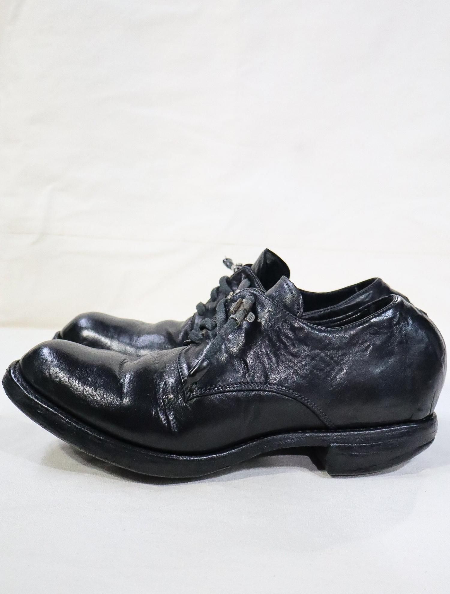 OBJECT DYED GOODYEAR PROSTHETIC SPUR-BITER OFFICER / CAROL