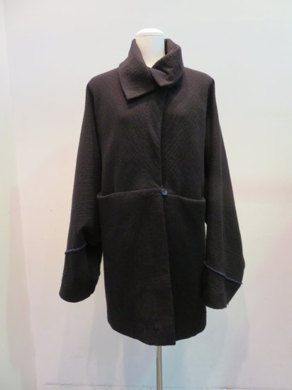 <img class='new_mark_img1' src='https://img.shop-pro.jp/img/new/icons7.gif' style='border:none;display:inline;margin:0px;padding:0px;width:auto;' />wo.padded oversized coat