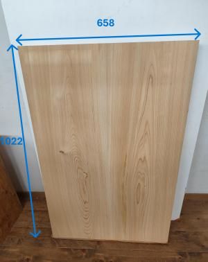 貴重材！！！台湾桧の一枚板天板でサイズが約3040mm x300mm