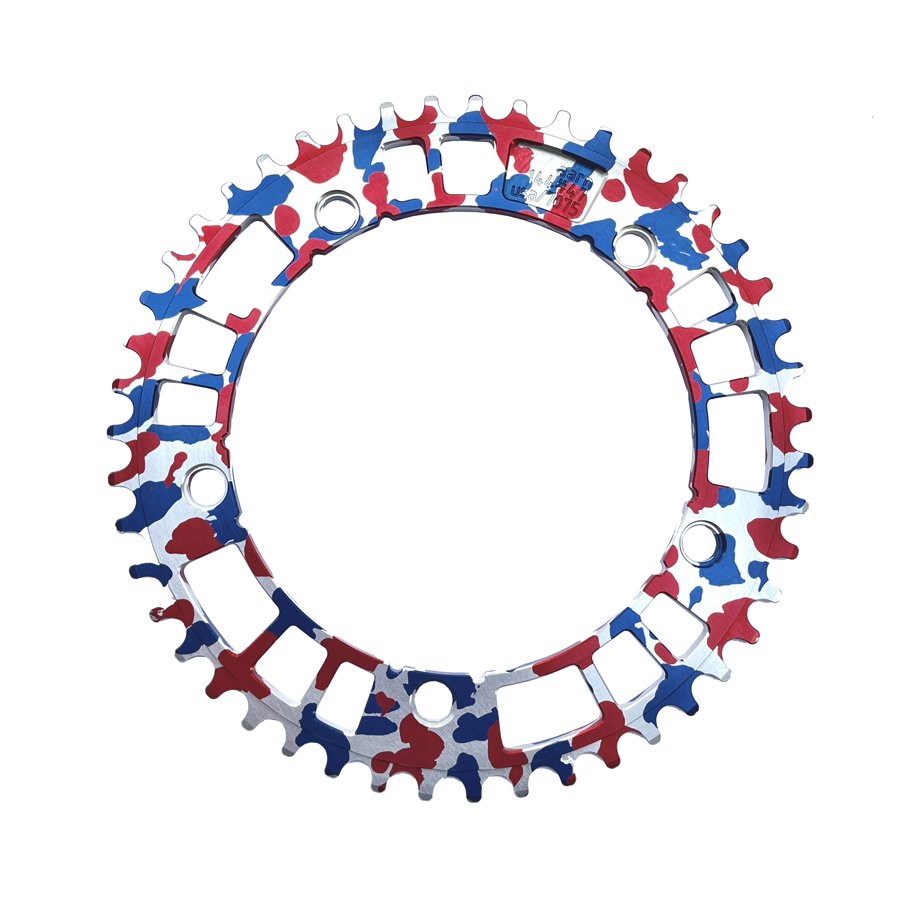 <img class='new_mark_img1' src='https://img.shop-pro.jp/img/new/icons1.gif' style='border:none;display:inline;margin:0px;padding:0px;width:auto;' />AARN USA CAMO  CHAINRING - 