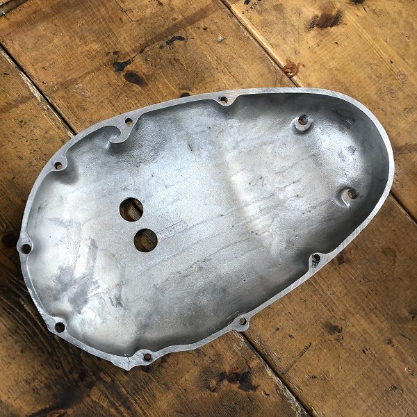 Finned Primary Cover for UNIT650 TRIUMPH Twin - GreenSmith