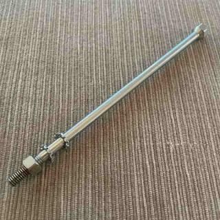 ダイナモスルーボルト E3L