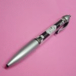 これはペンです。 『This is a Pen. (ディス イズ ア ペン)』 