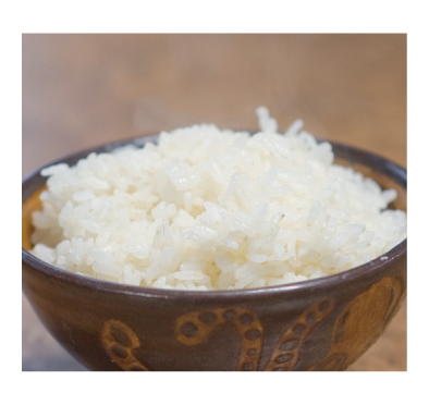 紅カブトエビ米を炊いたご飯