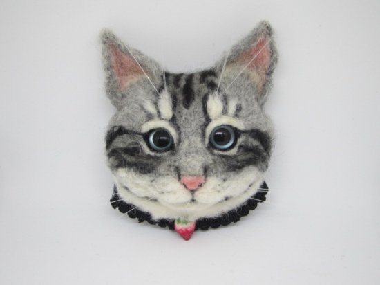 羊毛フェルト リアルで可愛いアメリカンショートヘアのブローチ 猫 ゆ 